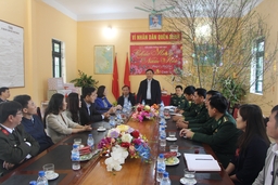 Phó trưởng Đoàn ĐBQH Mai Sỹ Diến kiểm tra tình hình sản xuất, đời sống nhân dân  huyện Thường Xuân