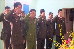 Công an tỉnh Thanh Hoá: Trao tặng 150 triệu đồng cho thân nhân 3 liệt sỹ CAND hi sinh tại Đồng Tâm