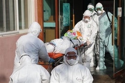 Hàn Quốc: Thêm 4 binh sỹ nhiễm COVID-19, 7.700 người khác bị cách ly