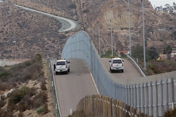 Mỹ: Phe Dân chủ muốn đảo ngược quyết định về xây tường biên giới