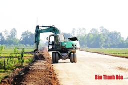 Bàn giao 10/11,2 km dự án đường từ TP Thanh Hóa nối với đường giao thông từ Cảng Hàng không Thọ Xuân đi Khu Kinh tế Nghi Sơn