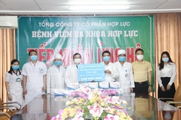 Các doanh nghiệp ủng hộ khẩu trang, buồng khử khuẩn cho các bệnh viện, phòng khám
