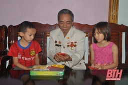 “Thần tốc, thần tốc hơn nữa...”