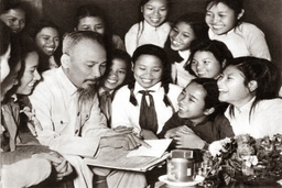 Hồ Chí Minh-Nguồn cảm hứng bất tận về cách mạng và văn hóa của nhân loại