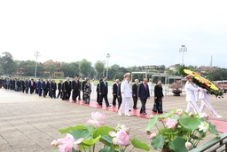 Lãnh đạo Đảng, Nhà nước vào Lăng viếng Chủ tịch Hồ Chí Minh