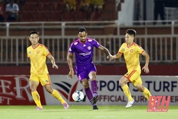 Hàng thủ mắc sai sót, Thanh Hóa thua đậm chủ nhà Sài Gòn FC