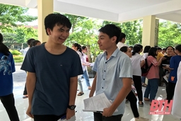 890 thí sinh dự thi vào Trường THPT chuyên Lam Sơn
