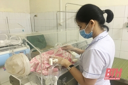Nâng cao chất lượng chăm sóc trẻ ở Đơn nguyên sơ sinh Bệnh viện Đa khoa huyện Cẩm Thủy
