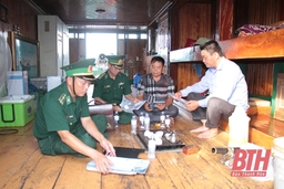 Đồn Biên phòng Sầm Sơn vận động ngư dân chấp hành tốt pháp luật