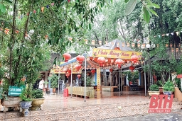 Nét đẹp đền nghè Yên Vực trên hành trình ngược xuôi sông Mã