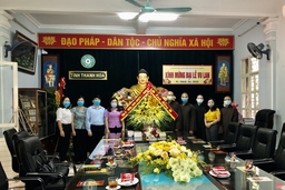 Trưởng Ban Dân vận Tỉnh ủy, Chủ tịch Ủy ban MTTQ tỉnh Thanh Hóa chúc mừng Ban Trị sự Giáo hội Phật giáo tỉnh nhân Đại lễ Vu lan năm 2020
