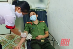 Cán bộ Công an huyện Mường Lát 2 lần hiến máu khẩn cấp cứu người