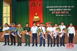 Đồng chí Nguyễn Minh Hoàng được bầu giữ chức Chủ tịch UBND huyện Hậu Lộc