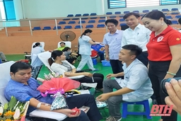 Huyện Hoằng Hóa: Sôi nổi Ngày hội hiến máu tình nguyện “Nghĩa tình mùa thu”