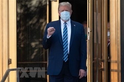 Bác sỹ xác nhận ông Trump không còn nguy cơ truyền bệnh COVID-19