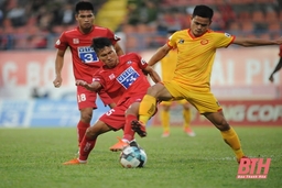 V-League 2020: Quảng Nam và Hải Phòng cùng thắng, cuộc đua trụ hạng vẫn còn khó lường
