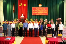 Bộ trưởng Bộ Lao động - Thương binh và Xã hội Đào Ngọc Dung tiếp xúc cử tri các huyện Quan Hóa và Ngọc Lặc