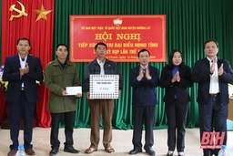 Tổ đại biểu HĐND tỉnh tiếp xúc cử tri huyện Mường Lát