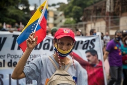 Cử tri Venezuela bắt đầu đi bỏ phiếu bầu cử Quốc hội