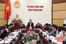 Bộ trưởng Bộ Giáo dục và Đào tạo Phùng Xuân Nhạ làm việc tại Thanh Hóa