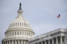 Thượng viện Mỹ đồng ý gia hạn dự luật ngân sách liên bang thêm 1 ngày