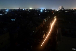 Pakistan từng bước khắc phục sự cố mất điện trên toàn quốc