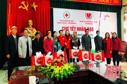 Ấm áp Chợ tết nhân đạo tại huyện Hậu Lộc