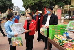 “Chợ tết nhân đạo lưu động” tại huyện Thọ Xuân