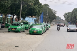 Bảo đảm thuận lợi cho Nhân dân đi lại trong dịp Tết Nguyên đán