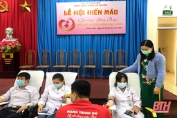 160 đơn vị máu nghĩa tình  tặng các mẹ, các chị đang được điều trị tại các cơ sở y tế