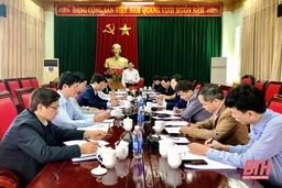 Phó Chủ tịch UBND tỉnh Nguyễn Văn Thi kiểm tra công tác bầu cử tại huyện Hà Trung