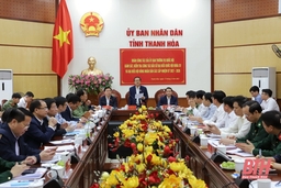 Phó Chủ tịch Quốc hội Đỗ Bá Tỵ kiểm tra công tác bầu cử tại Thanh Hóa