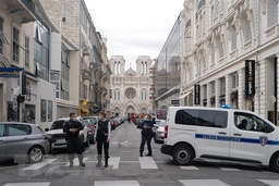 Pháp bắt giữ 5 đối tượng liên quan âm mưu khủng bố vào Montpellier