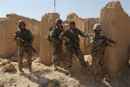 Quân đội Afghanistan phản công, tiêu diệt 25 phiến quân Taliban
