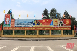Thị xã Nghi Sơn rực rỡ cờ hoa, biểu ngữ chào mừng bầu cử