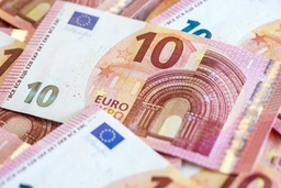 EU vẫn dừng áp dụng quy định ngân sách để hỗ trợ phục hồi kinh tế