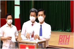 Huyện Vĩnh Lộc tiếp nhận gần 41 triệu đồng ủng hộ phòng, chống dịch COVID-19