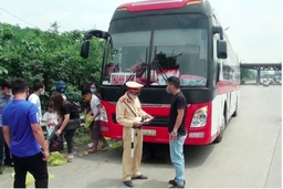 Thanh Hoá tạm dừng hoạt động vận tải hành khách liên tỉnh từ Thanh Hóa đi, đến tỉnh Nghệ An, Hà Tĩnh và ngược lại