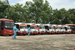 Tiếp nhận 422 công dân Thanh Hóa từ Bắc Giang trở về địa phương cách ly phòng, chống dịch COVID-19