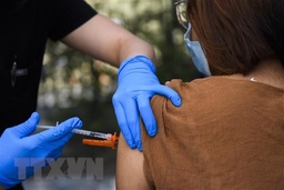 Australia cho phép tiêm vaccine của Pfizer cho trẻ em từ 12-15 tuổi