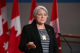 Toàn quyền người bản địa - biểu tượng của sự đổi thay tại Canada