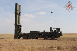 Bộ Quốc phòng Nga mua 10 hệ thống tên lửa phòng không S-500 Prometey