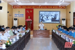 Đồng chí Bí thư Tỉnh ủy Đỗ Trọng Hưng làm việc với Liên đoàn Lao động tỉnh