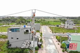 Đẩy mạnh ứng dụng công nghệ trong vận hành lưới điện