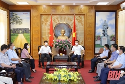 Tập đoàn Sun Group tặng tỉnh Thanh Hóa trang thiết bị y tế phục vụ phòng, chống dịch COVID-19