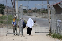 Israel kéo dài thời gian đóng cửa Bờ Tây và Dải Gaza