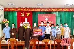 Ban Trị sự Giáo hội Phật giáo huyện Thiệu Hoá ủng hộ công tác phòng, chống COVID-19