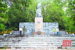 Phát huy truyền thống Chiến khu Du kích Ngọc Trạo, huyện Thạch Thành quyết tâm xây dựng quê hương giàu đẹp, văn minh