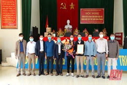 Huyện Thọ Xuân: Công bố, trao văn bằng bảo hộ nhãn hiệu tập thể Cam Xuân Thành