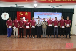 Bế giảng lớp  tập huấn hướng dẫn viên, cộng tác viên trọng tài bóng đá tỉnh Thanh Hóa năm 2021